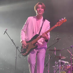gravity young k